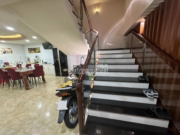 Bán nhà MTKD đường 3/2 Phường 16 Quận 11, ngang 6M siêu hiếm, vị trí đắc địa