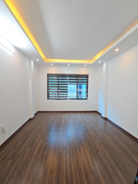 SIÊU PHẨM TRUNG TÂM NGÃ TƯ SỞ  5 TẦNG, THANG MÁY, 3 MẶT THOÁNG – CHỈ HƠN 13 TỶ