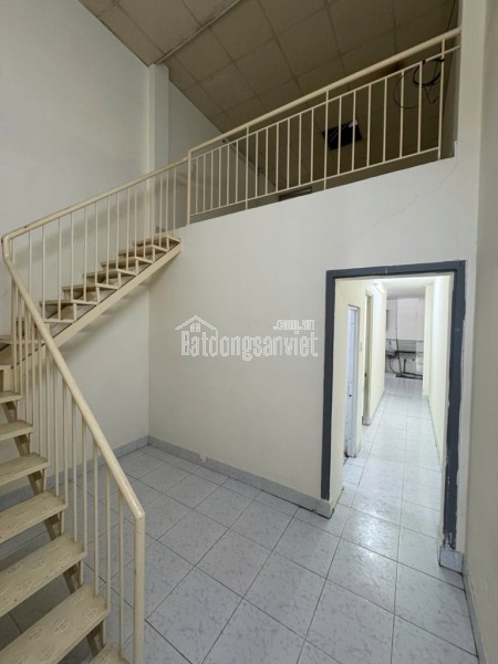 NHÀ TRỆT LỬNG - DT ĐẤT 80M ( 3.6x22 ) HẺM XE HƠI CÁCH ĐƯỜNG PHÚ THUẬN 30M THẲNG 1 TRỤC - NHỈNH
