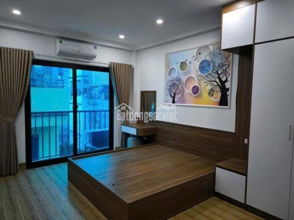 Nhà Võ Chí Công – 30m2 x 5 tầng – SÁT ĐƯỜNG LỚN – GIÁ 7.6 TỶ