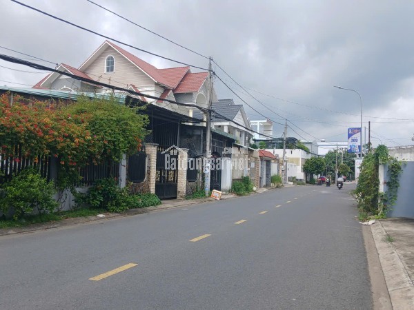 Nhà MẶT TIỀN Trần Ngọc Giải, P6, TP Mỹ Tho. Đoạn gần Nguyễn Thị Thập QL60.
