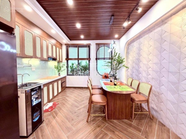Nhà 5 tầng thang máy, 56m², 4PN, gara ô tô, hẻm Lê Văn Thọ, Gò Vấp
