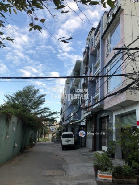 Siêu phẩm HXH Nguyễn Xí DT: 4.8x10m KC: 5 tầng giá: 8.2tỷ TL HDT: 26tr/tháng cách Vincom Plaza 45m