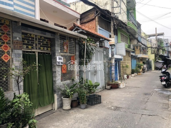 Siêu phẩm HXH Nguyễn Xí DT: 4.8x10m KC: 5 tầng giá: 8.2tỷ TL HDT: 26tr/tháng cách Vincom Plaza 45m