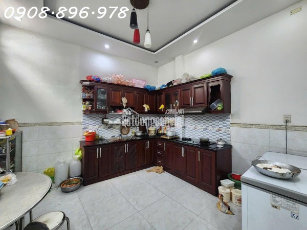 Cơ Hội Vàng! Nhà Phố 4 Tầng 68m², Phạm Thế Hiển, Quận 8 - Chỉ 13 Tỷ!