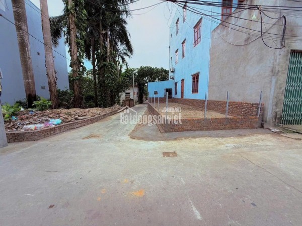 Bán nhanh Nhà 4 Tầng  MAI LÂM – ĐÔNG ANH  60m² Mặt tiền : 4m vuông Full thổ cư . Liên hệ: Nhung