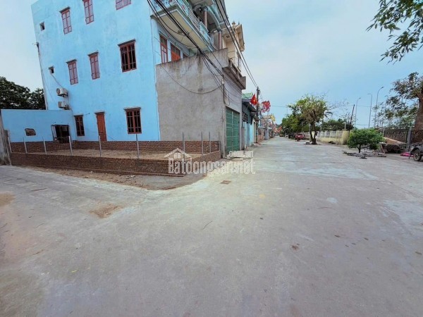 Bán nhanh Nhà 4 Tầng  MAI LÂM – ĐÔNG ANH  60m² Mặt tiền : 4m vuông Full thổ cư . Liên hệ: Nhung
