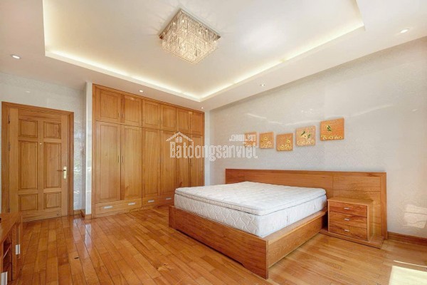 Bán Biệt phủ Trung tâm Hải Châu - Đà Nẵng. Rộng rãi - Hiện đại - Đẳng cấp. Giá chỉ 34 tỷ.