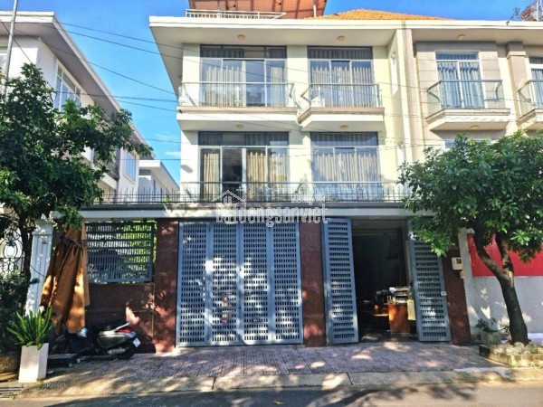 BIỆT THỰ ĐẸP LIÊN PHƯỜNG SÁT DỰ ÁN GLOBAL CITY BÁN GẤP