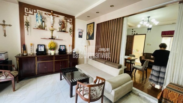 Đường Lê Văn Sỹ, Phường 1, Quận Tân Bình, TP.HCM (300m² (12 x 25m – vuông vức) 39 tỷ (~130