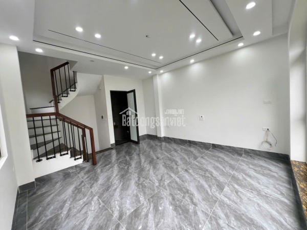 Cần bán Căn góc đã hoàn thiện, 6 tầng, full nội thất  xịn xò, tổ 8 Thạch Bàn