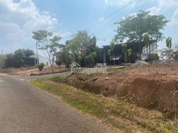 Bán đất 200m² giá tốt, ngay trung tâm hành chính xã!