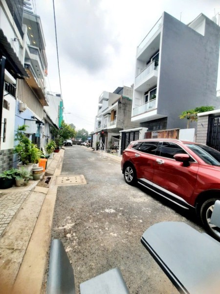 Bán nhà khu dân trí cao an ninh tốt Đường số 6 Linh Xuân Thủ Đức TPHCM, LH0909428959.