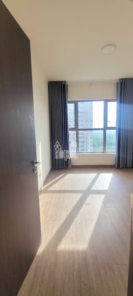 Cho thuê 3PN2WC - Giá 18 triệu/tháng nội thất cơ bản - Celesta Rise