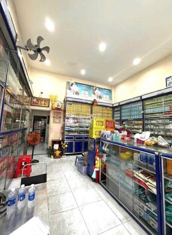 Bán nhà mặt tiền NGUYỄN ẢNH THỦ 8.5 tỷ vị trí đắc địa