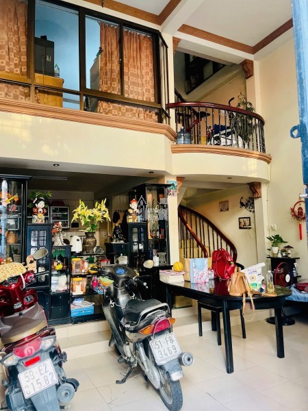 Xuất Cảnh Cần Bán Gấp Nhà Mặt Tiền Nguyễn Thị Huỳnh, Phú Nhuận, 13.9 Tỷ