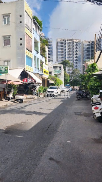 LẠC LONG QUÂN, TB – 34M2 – 5 TẦNG – HẺM 3M THÔNG – CHỈ 5.X TỶ