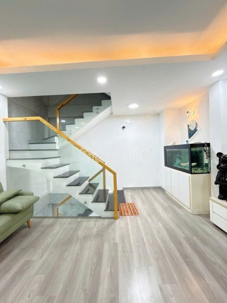 LẠC LONG QUÂN, TB – 34M2 – 5 TẦNG – HẺM 3M THÔNG – CHỈ 5.X TỶ