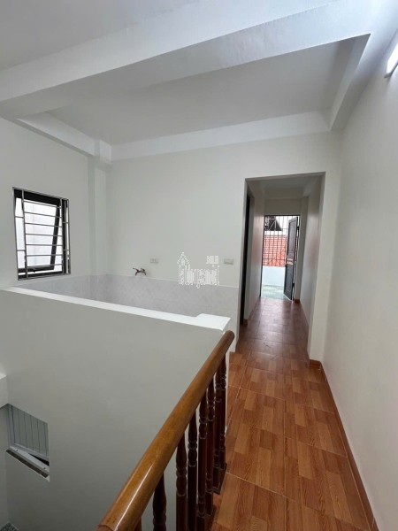 Mỹ Đình - 30m² - 5 tầng/ MT 3.5m - khu vực đông dân cư - Giá khoảng 8 tỷ