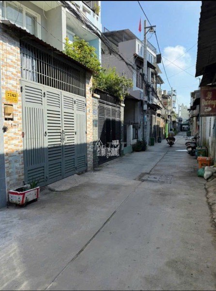 Bán nhà mới 100% 1 trệt 3 lầu tại ĐS9, P. BHH, Bình Tân