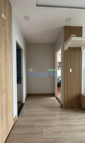 Căn góc 84m2 - Giá 3.35 tỷ - 2PN2WC tầng trung - The Park Residence
