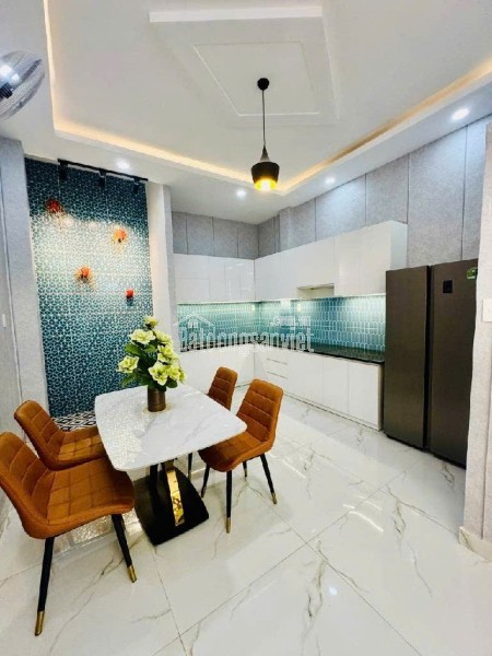 XE HƠI NGỦ TRONG NHÀ PHẠM VĂN CHIÊU - 4 TẦNG - NHÀ ĐẸP - PHẠM VĂN CHIÊU - CHỈ 6.6 TỶ