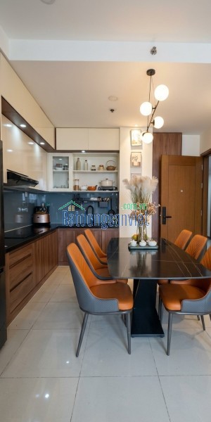 Cho thuê 62m2 - 9.5 triệu/tháng - 2PN1WC The Park Residence