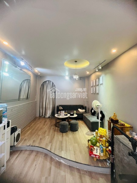 CHO THUÊ / SANG NHƯỢNG CỬA HÀNG – NGÕ 12 ĐÀO TẤN – VỊ TRÍ VÀNG KINH DOANH