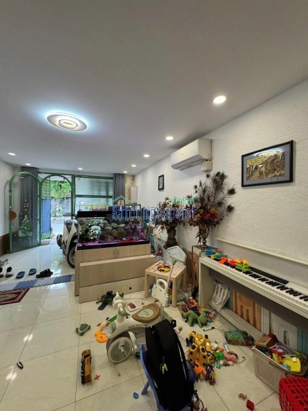BÁN NHÀ MT PHƯỚC BÌNH – SÁT ĐỖ XUÂN HỢP – CẠNH GLOBAL CITY –107M2 (4X25M)– CHỈ 8,5 TỶ
