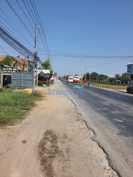 Bán đất mặt tiền Quốc Lộ 62 Long An (cũ) TDT 666.9m2