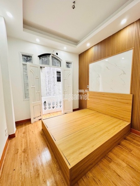 CC NGUYỄN NGỌC VŨ 3 NGỦ 2 WC LÔ GÓC-115 M-8,55 TỶ-FULL NỘI THẤT