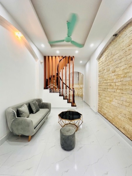 CC NGUYỄN NGỌC VŨ 3 NGỦ 2 WC LÔ GÓC-115 M-8,55 TỶ-FULL NỘI THẤT