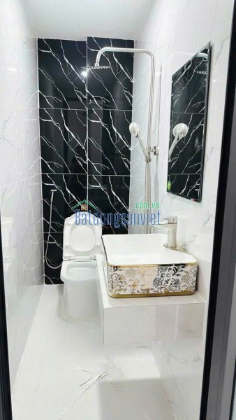 4.95 TỶ  BÁN NHÀ 3 TẦNG QUẬN 9 – GẦN METRO, CHỢ, TRƯỜNG HỌC  NGÔ THỜI NHIỆM