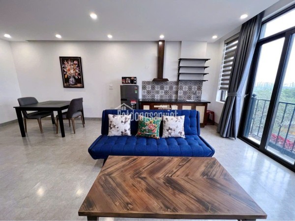 Bán đất Mặt công Viên Tái định cư Ngọc Thụy 70m2 Giá tốt