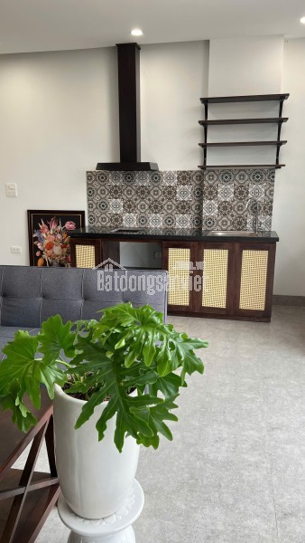 Bán đất Mặt công Viên Tái định cư Ngọc Thụy 70m2 Giá tốt