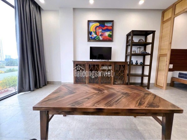 Bán đất Mặt công Viên Tái định cư Ngọc Thụy 70m2 Giá tốt