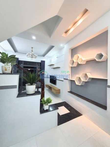 Bán gấp nhà mới xây Full nội thất đường số 8 linh xuân thủ đức,TPHCM,Lh0909428959.