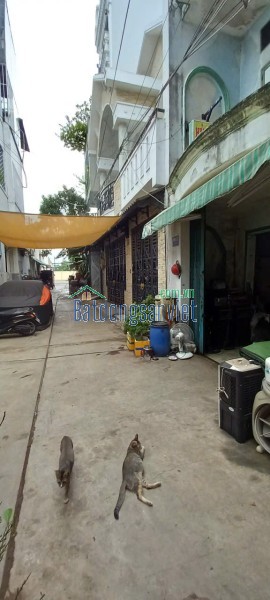 Chính chủ Bán nhà hẻm xe hơi Mã Lò 4 x 12m tiện xây mới