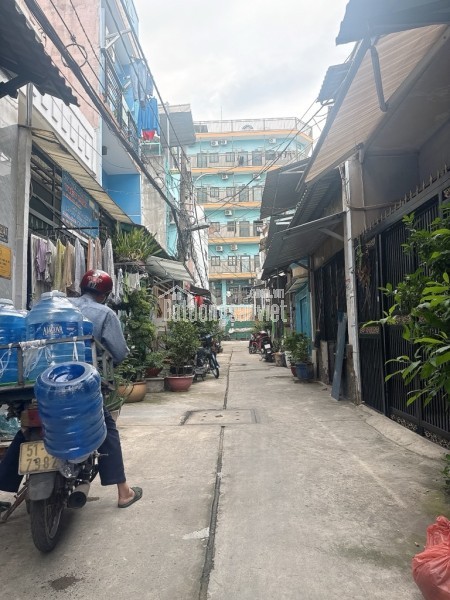 KHU VỰC HIẾM NHÀ BÁN - NẰM NGAY TRUNG TÂM PHƯỜNG ĐIỂM QUẬN 8 - SÁT VÁCH