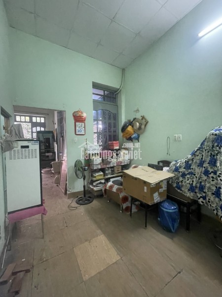 Nhà Cấp 4 Kiên Cố – Hẻm Xe Hơi, Nguyễn Duy Trinh - Phường Phú Hữu – Sổ Đẹp – giá 8 tỷ 5