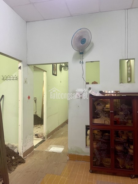Nhà Cấp 4 Kiên Cố – Hẻm Xe Hơi, Nguyễn Duy Trinh - Phường Phú Hữu – Sổ Đẹp – giá 8 tỷ 5
