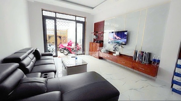 Nhà 4 tầng nở hậu DT khủng QL50 P5Q8. Giá 8,5 tỷ TL