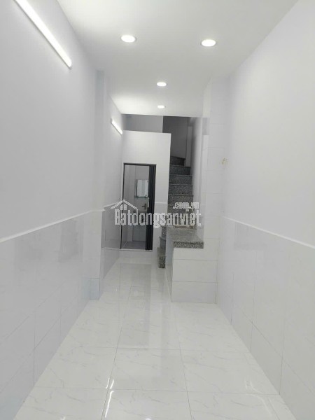 Nhà mới 3 tầng Dương Bá Trạc P2 Q8. Giá chỉ 2.86 tỷ TL