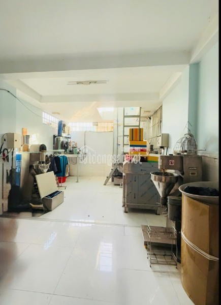 HXH ĐỔ CỬA – LẠC LONG QUÂN - TÂN BÌNH – VUÔNG A4 – 4 TẦNG ĐẸP – CHỈ NHỈNH 7