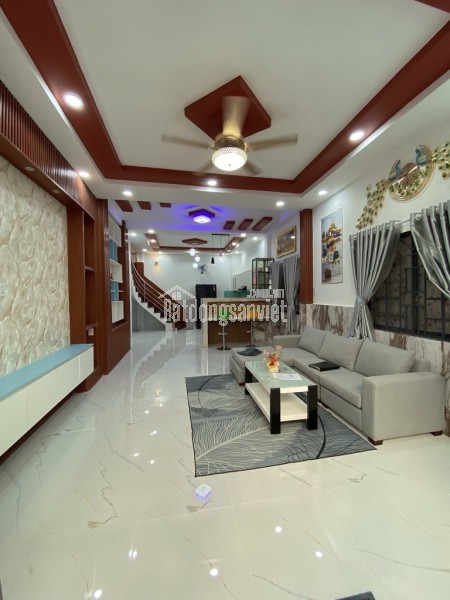 TRẦN XUÂN SOẠN, THÔNG QUA HIMLAM, 65M2, NGANG 5M, 4 PHÒNG NGỦ. XÂY DỰNG KIÊN CỐ, 5,5 T..Ỷ