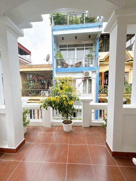 LẠC LONG QUÂN TÂY HỒ NHÀ ĐẸP  30M 5 TẦNG 3 NGỦ GIÁ 7 TỶ 600