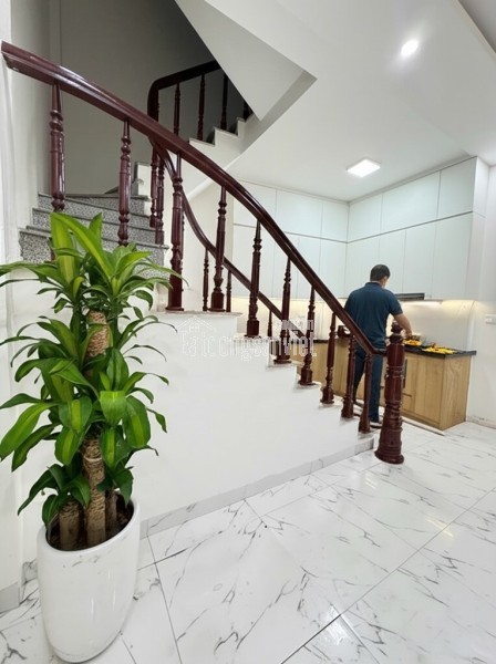 Bán nhà Hà Đông, phố Hà Trì - Lô góc - Ô tô đỗ cửa - Giá 7.5 tỷ