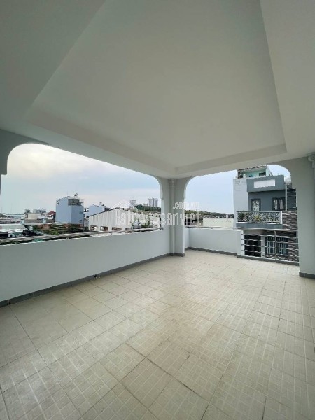 BÁN NHÀ MỚI 100% HẺM XE HƠI 3 TẦNG ÂU DƯƠNG LÂN P3 Q8 - NHỈNH 6 TỶ.