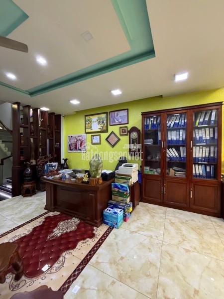 Siêu phẩm nhà mặt tiền Bình Tân, Ngang 5 dài 20 Chỉ 14 tỷ còn thương lượng.