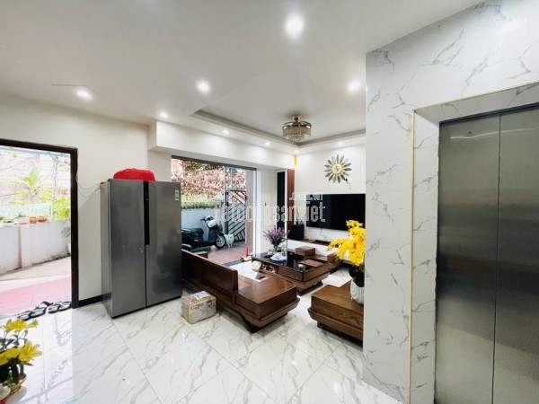 Bán nhà mới xây 50m2 - Giá 6.75 tỷ - full nội thất tại Hà Trì, Hà Đông